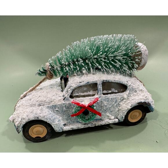 Vintage 1960s Tonka VW Beetle Holiday Snow Car with Bottle Brush Tree Assemblage - Picture 4 of 6